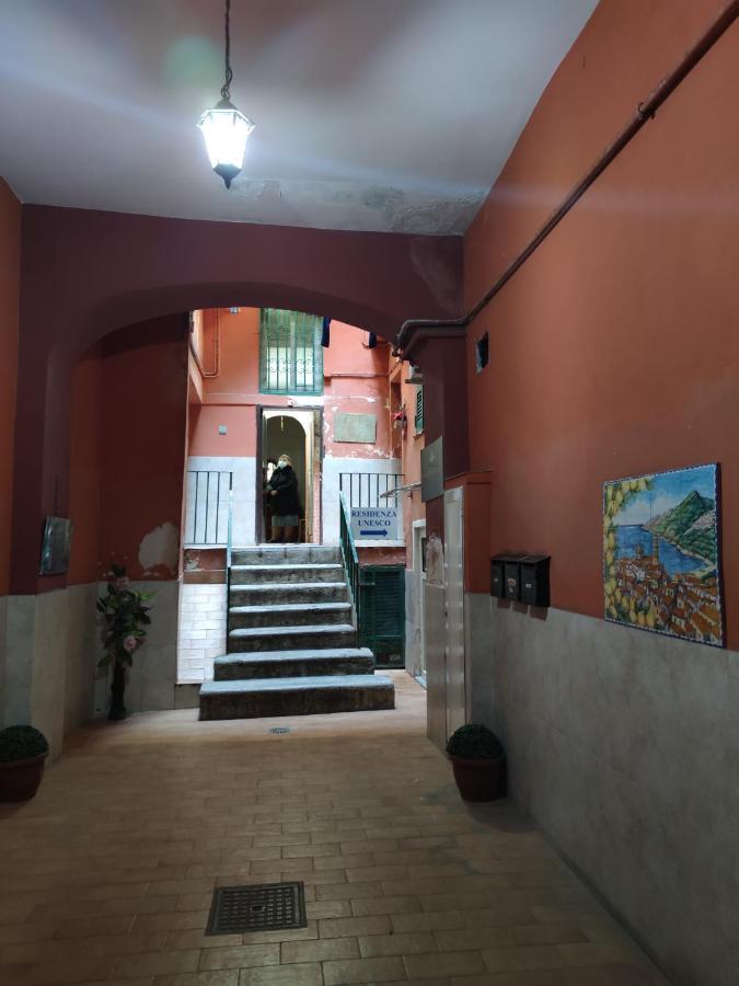 Pistorius Naples